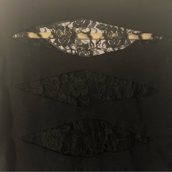 SPIRAL CLOTHING Cat Top, Black w/ Lace, Goth, Women’s Size L - Picture 3 of 8